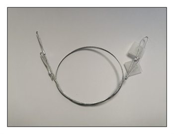EM005 A set of steel cords with a cassette hanger without an eye screw (closed loop)