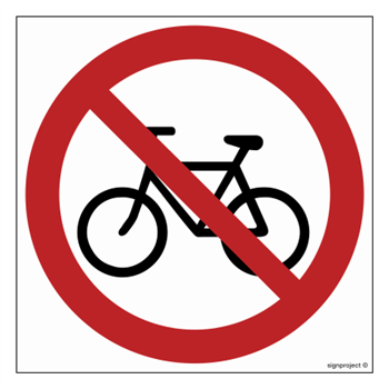 GB021 No entry by bicycle