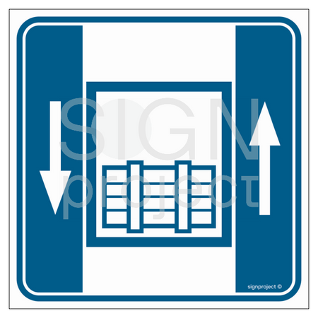 RA045 Goods lift